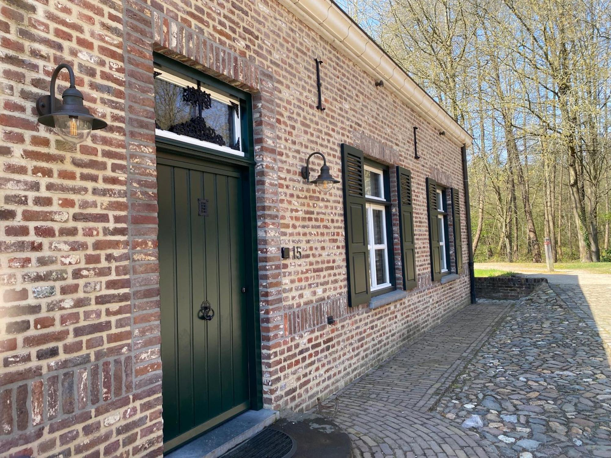 Landgoed De Hoogmolen Hotell Opglabbeek Exteriör bild