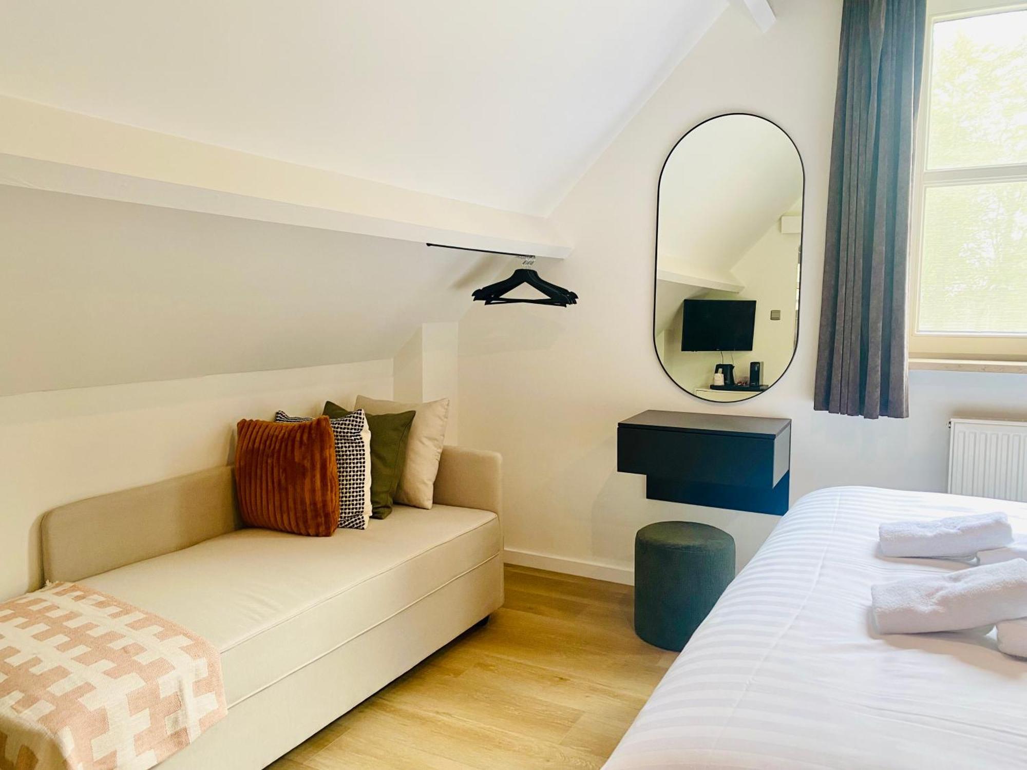 Landgoed De Hoogmolen Hotell Opglabbeek Exteriör bild